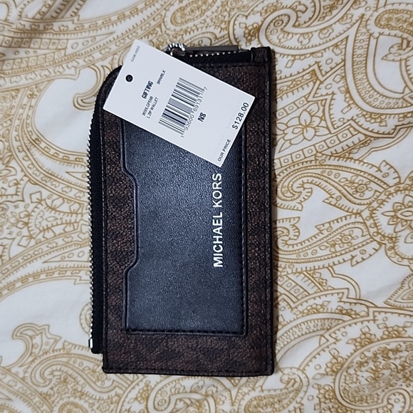 Michael Kors monogram zip wallet - Picture 4 of 5